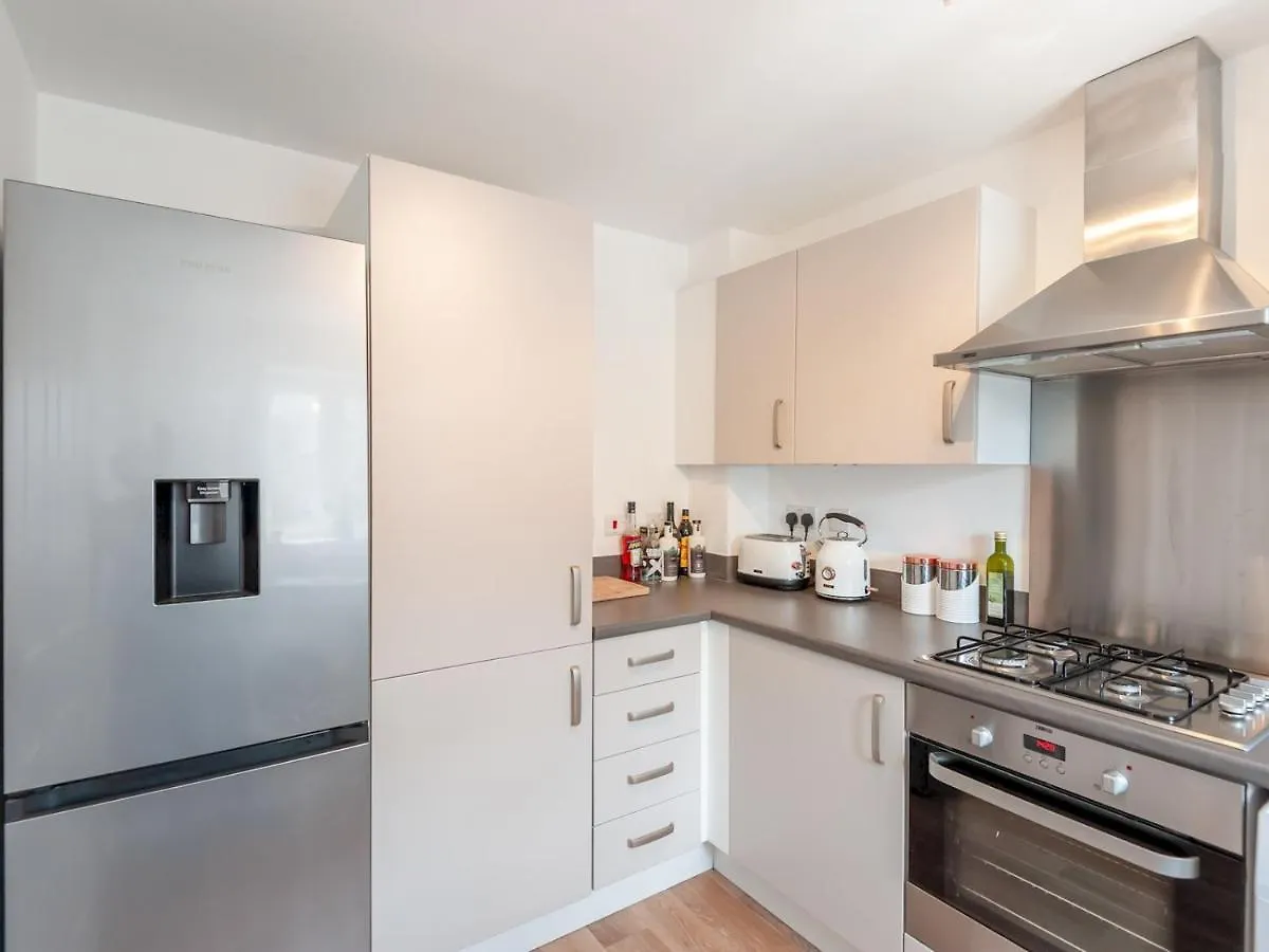 بيت للعطل Pass The Keys Bramhope Haven - New Home Next To Golden Acre Park ليدز
