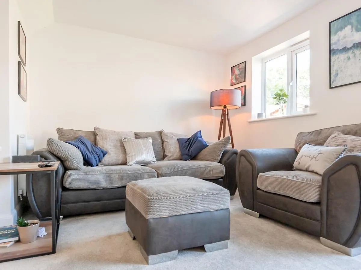 Pass The Keys Bramhope Haven - New Home Next To Golden Acre Park ليدز